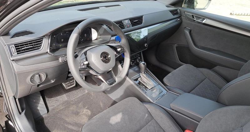 Skoda Superb cena 248240 przebieg: 10, rok produkcji 2024 z Wyśmierzyce małe 121